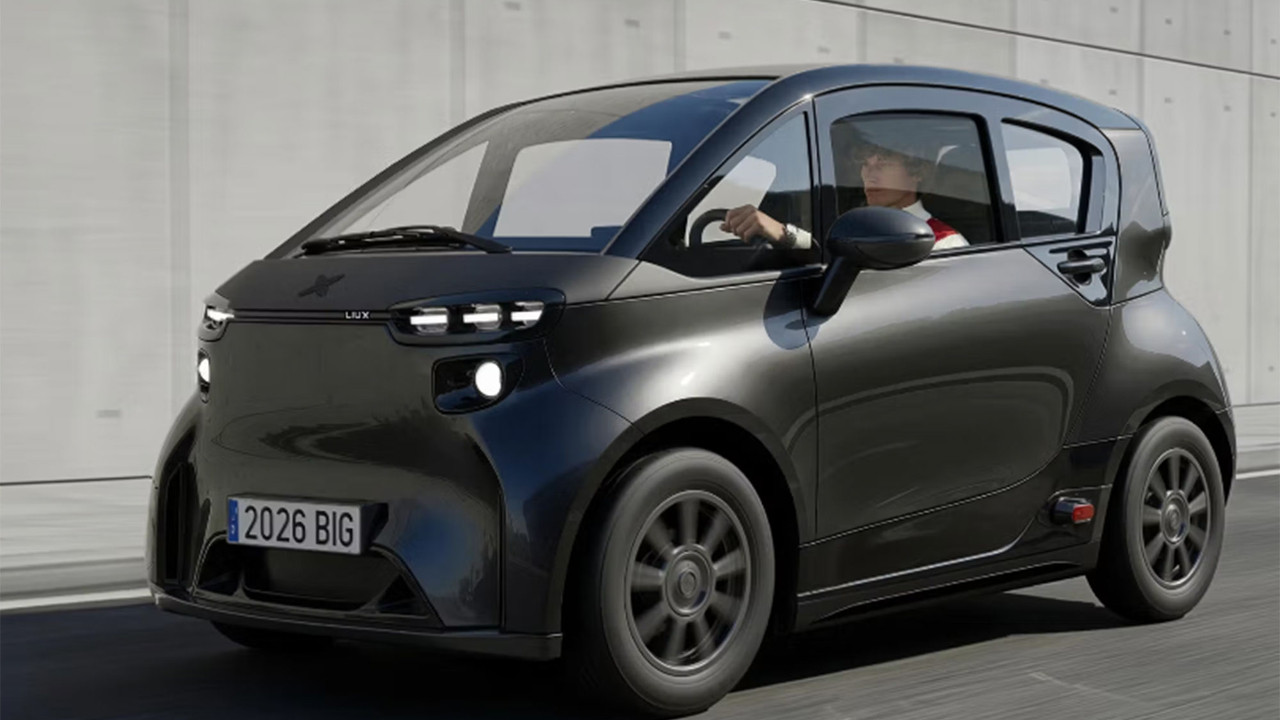Kaldırıma park edebilen elektrikli: Liux Big ortaya çıktı